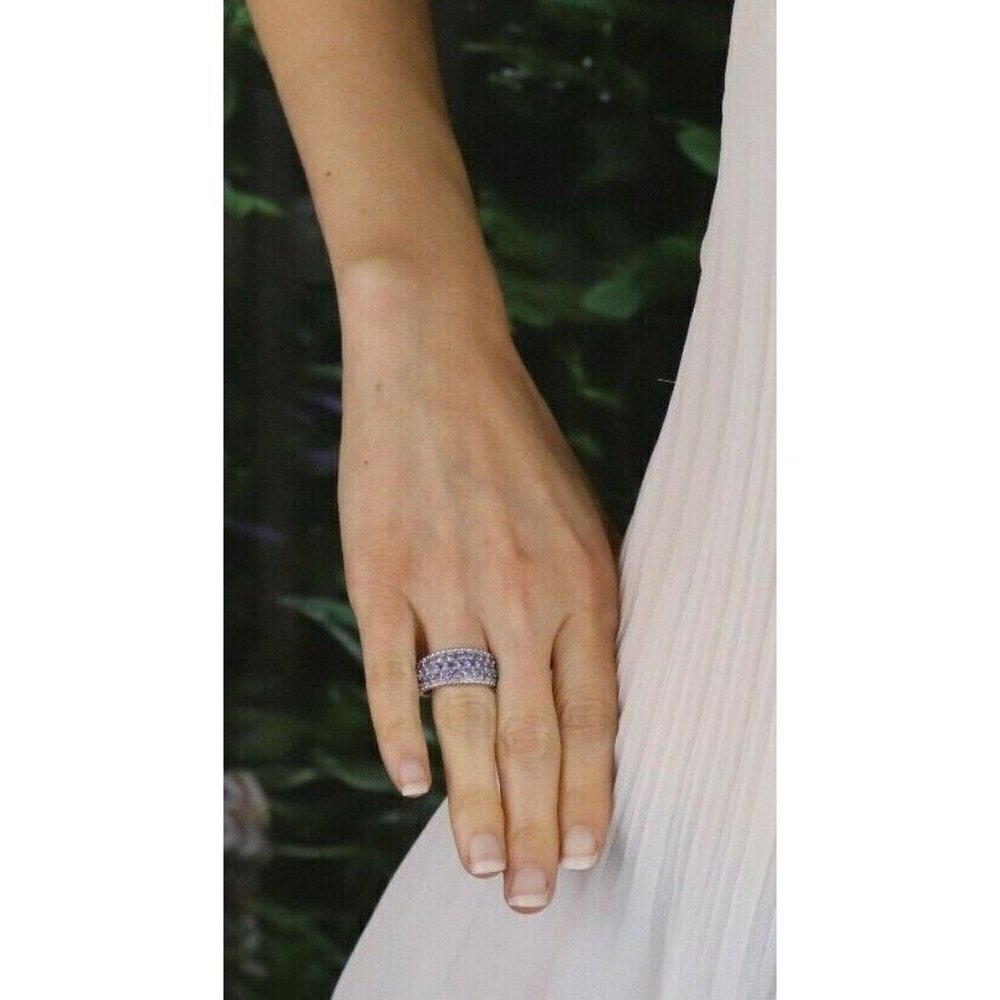 10k White Gold Natural Tanzanite Band Ring Size 6 1/4 Pave Ring - Picture 2 of 7